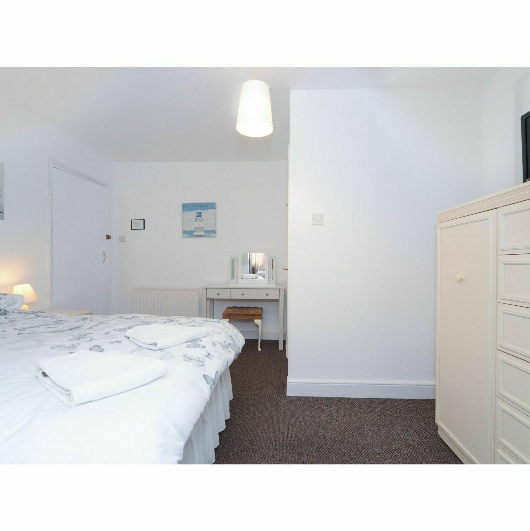 Sandy Bay Guest House Bournemouth Eksteriør billede