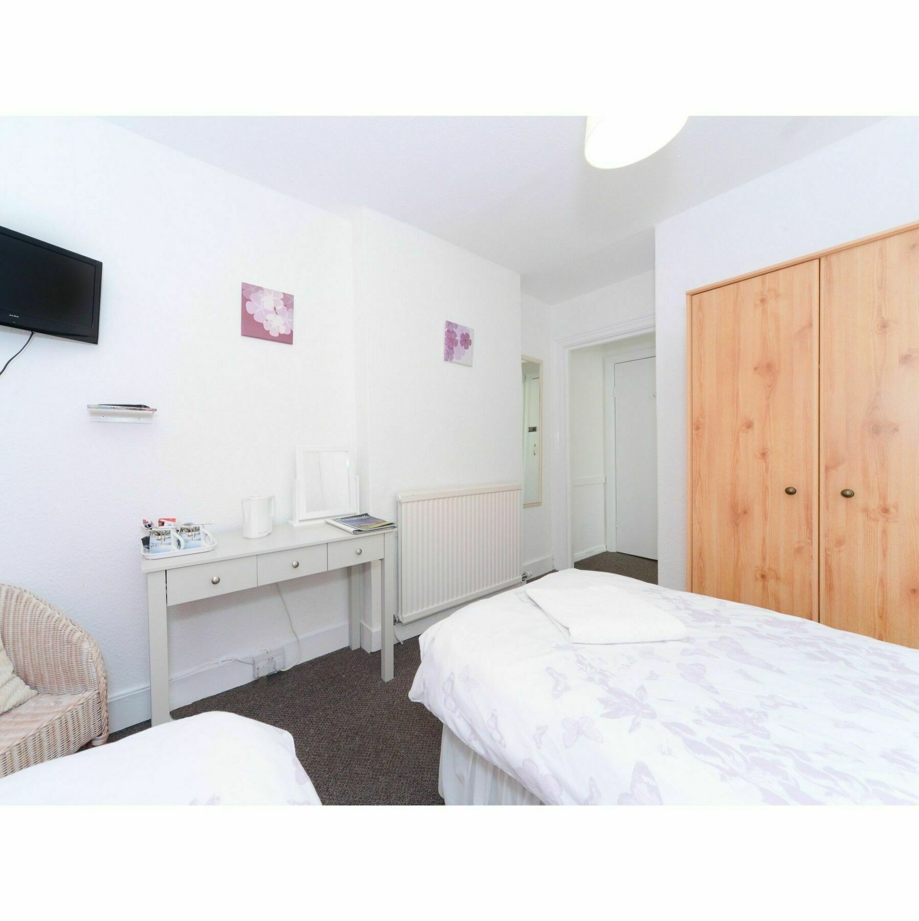Sandy Bay Guest House Bournemouth Eksteriør billede